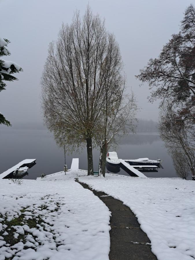 Mieszkanie nad jeziorem z własną linią brzegową Iława Zewnętrze zdjęcie